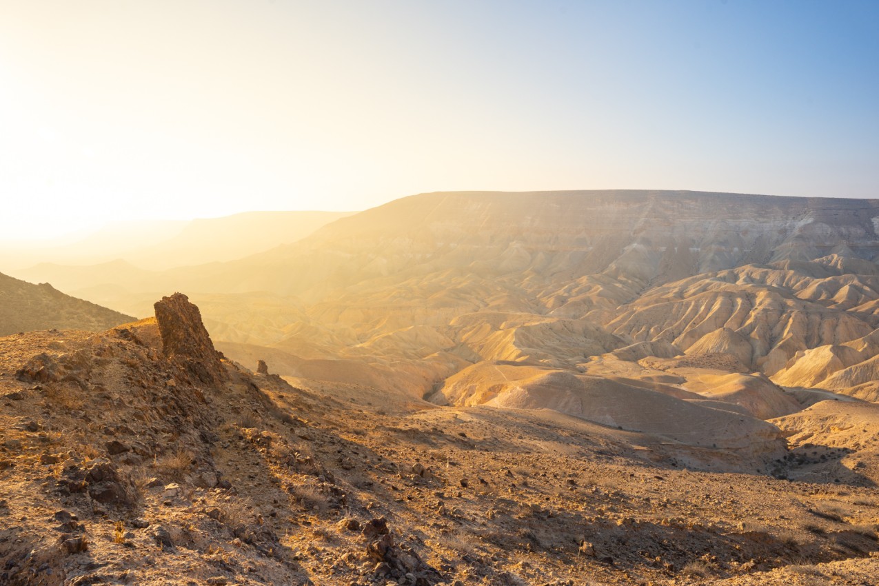 Die Negev Wüste in Israel, in der Nähe von Sde Boker